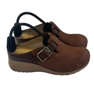 Dansko Caia Clogs Womens 40/9.5-10 Brown Leather Buckle Comfort Wedge Shoe Mules